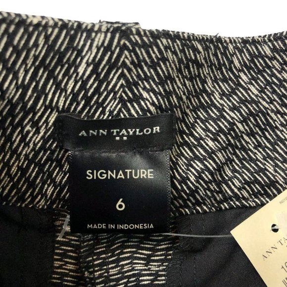 Ann Taylor Signature NWT Black and White Shorts Size 6 - Picture 3 of 10